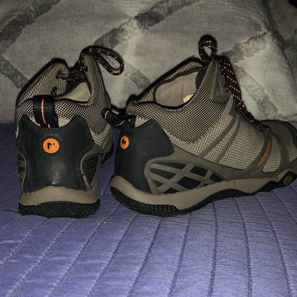 MERRELL’s men’s 10.5 army green and orange - Picture 2 of 9